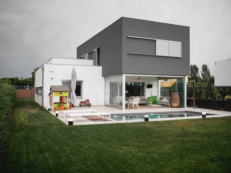 Persianes i porticons